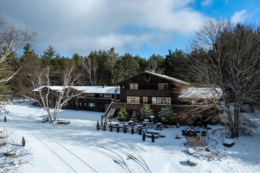 788 Springfield Rd, Wilmington, NY for sale - Building Photo - Image 3 of 33