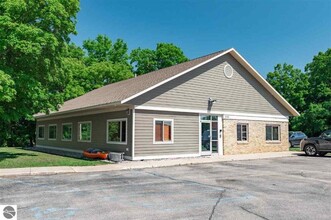 3300 Wysong Rd, Traverse City, MI for sale Building Photo- Image 1 of 1