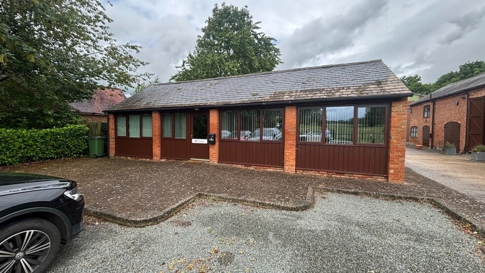 Broadwell, Rugby to rent - Building Photo - Image 2 of 6