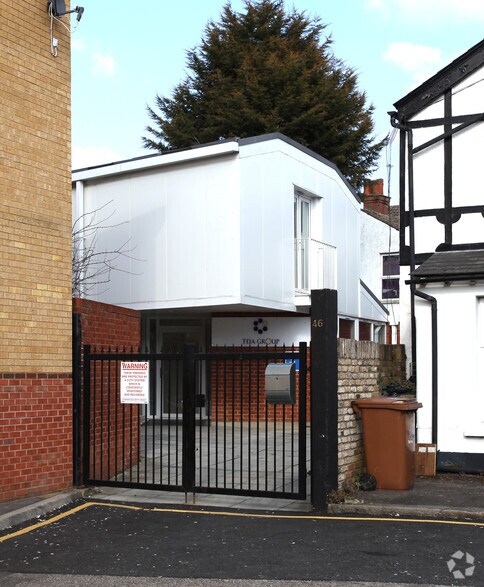 46-46A Throwley Way, Sutton for sale - Primary Photo - Image 1 of 1