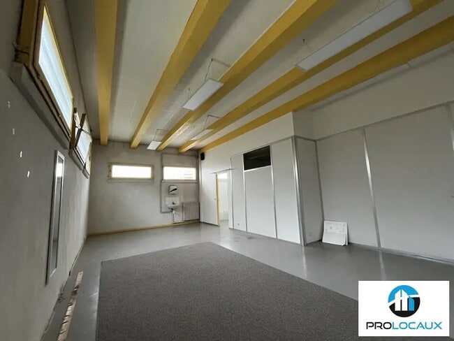 Location Bureaux 205 m²