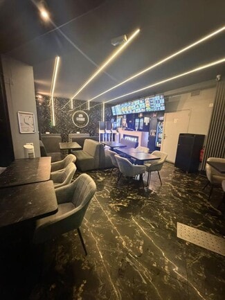 More details for 96 Rue Du Poteau, Paris - Retail to Rent