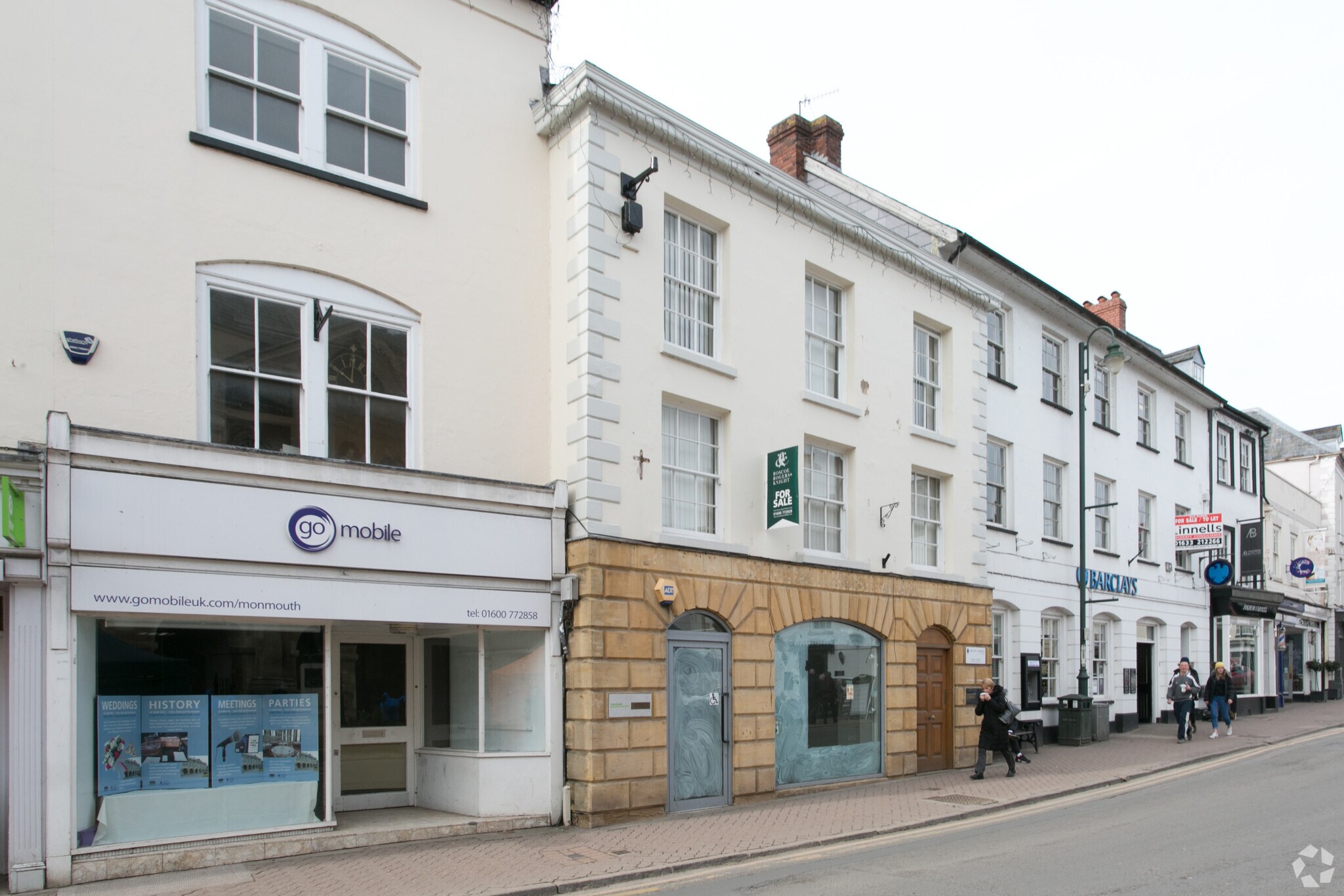 16 Agincourt Sq, Monmouth for sale Primary Photo- Image 1 of 1