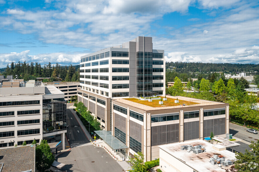 1231 116th Ave NE, Bellevue, WA for rent - Building Photo - Image 3 of 6