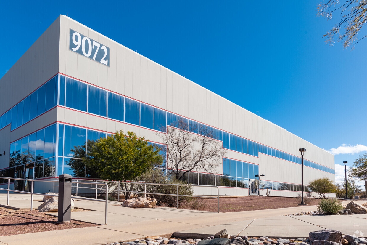 9070 S Rita Rd, Tucson, AZ to rent Building Photo- Image 1 of 10