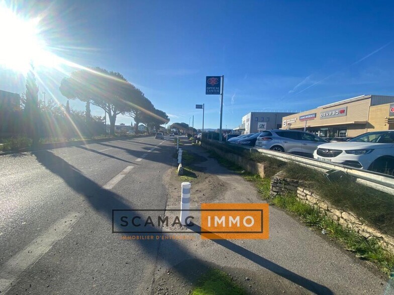 Industrial in Pertuis for sale - Building Photo - Image 2 of 3
