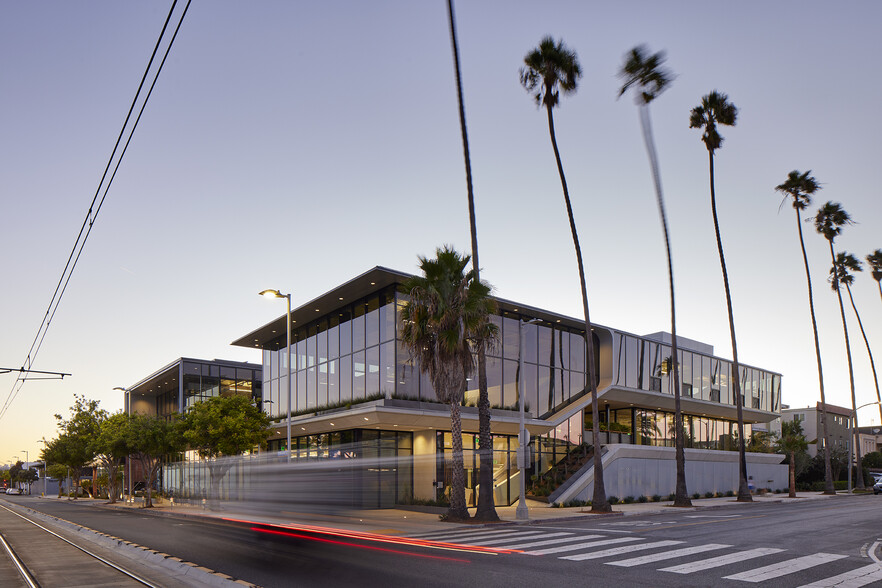 1221 Colorado Ave, Santa Monica, CA for rent - Building Photo - Image 1 of 22