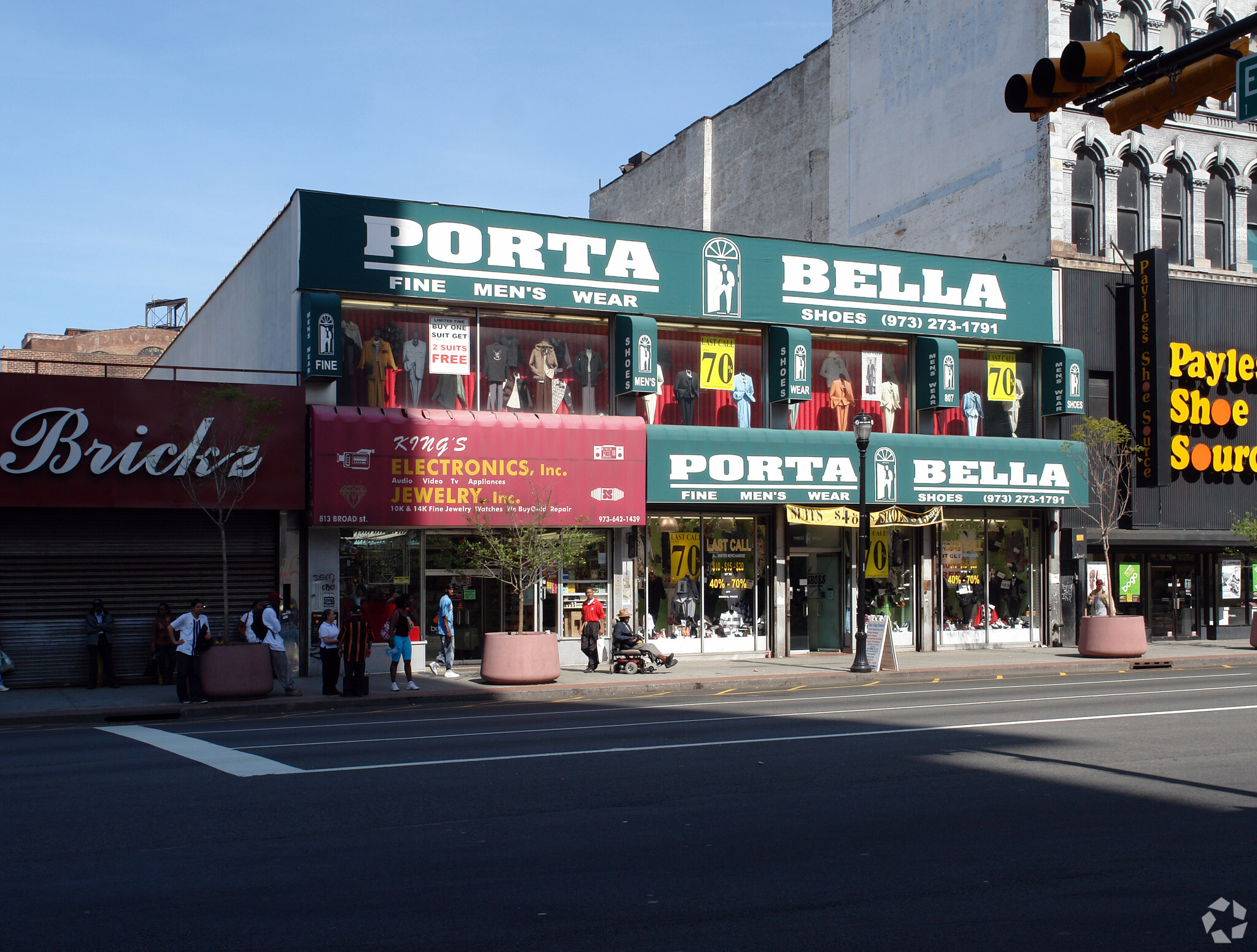 813 Broad St, Newark, NJ for rent Primary Photo- Image 1 of 3