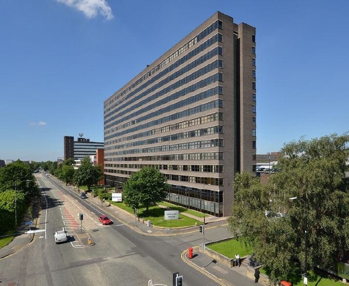 Talbot Rd, Manchester for rent - Building Photo - Image 2 of 17