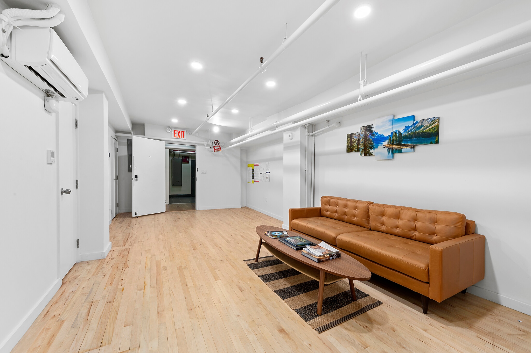 110 Duane St, New York, NY to rent Interior Photo- Image 1 of 10