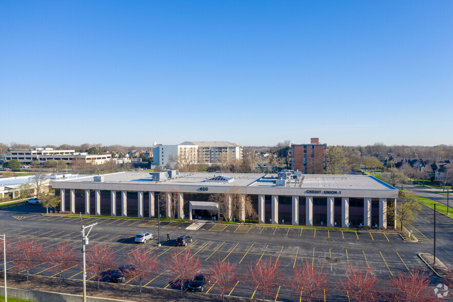 450 E 22nd St, Lombard, IL for rent - Building Photo - Image 3 of 5