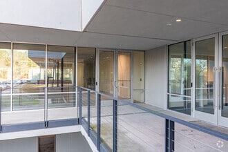 1 Dunwoody Park, Atlanta, GA to rent Building Photo- Image 1 of 5