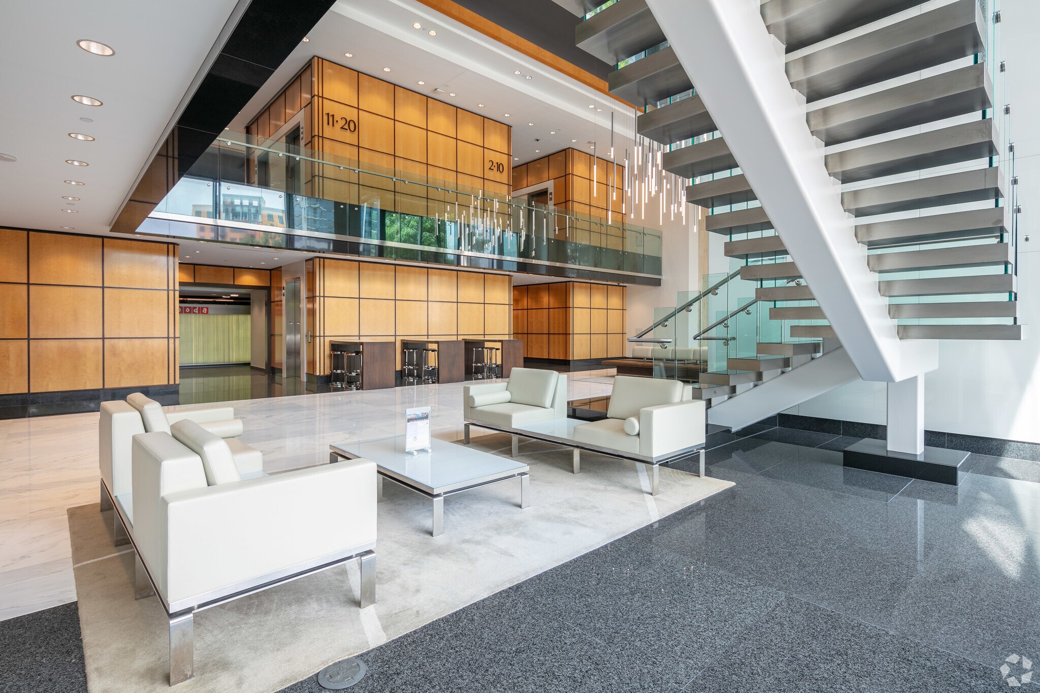 3060 Peachtree Rd NW, Atlanta, GA to rent Lobby- Image 1 of 54