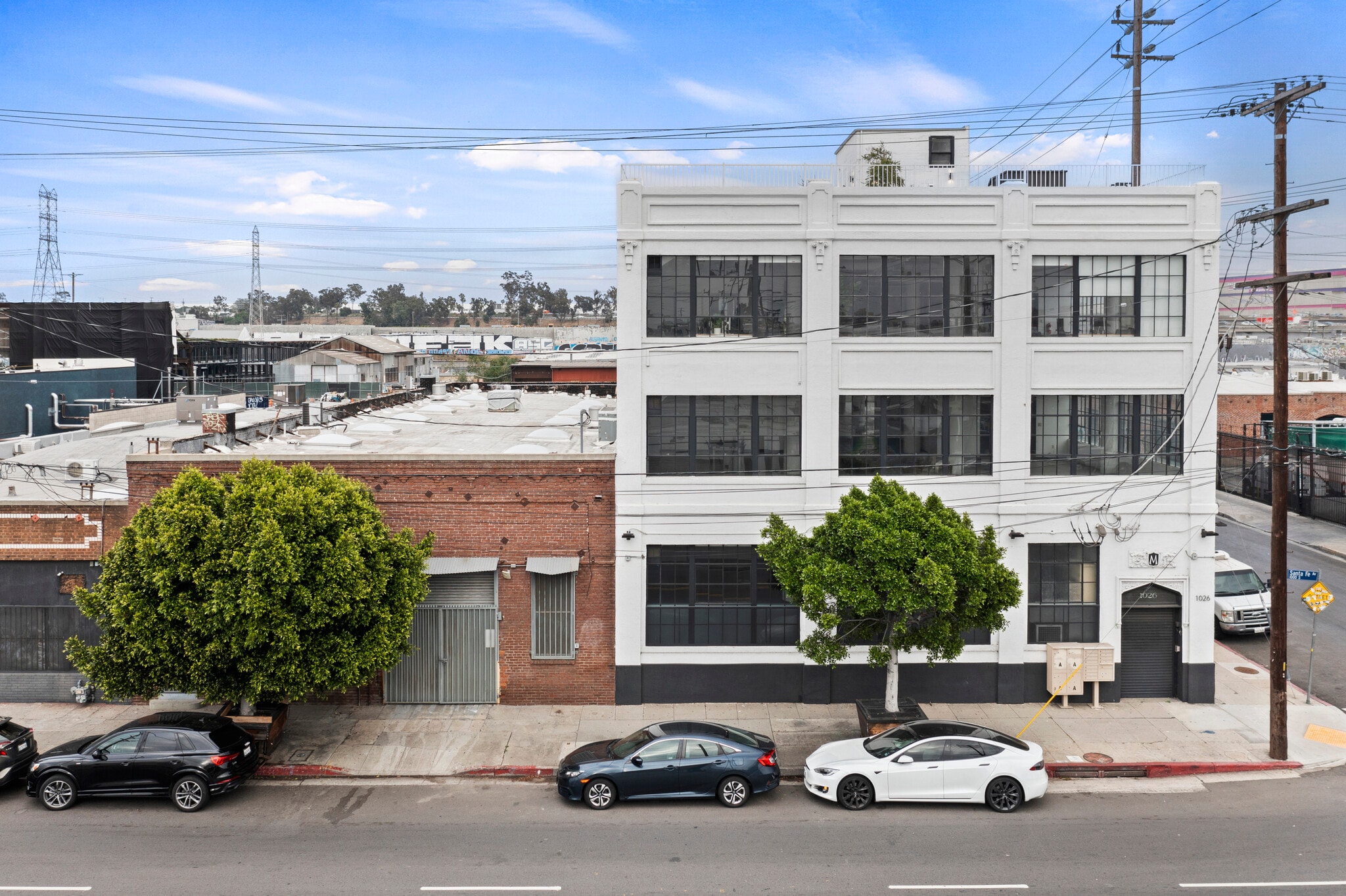 1026 S Santa Fe Ave, Los Angeles, CA to rent Building Photo- Image 1 of 10