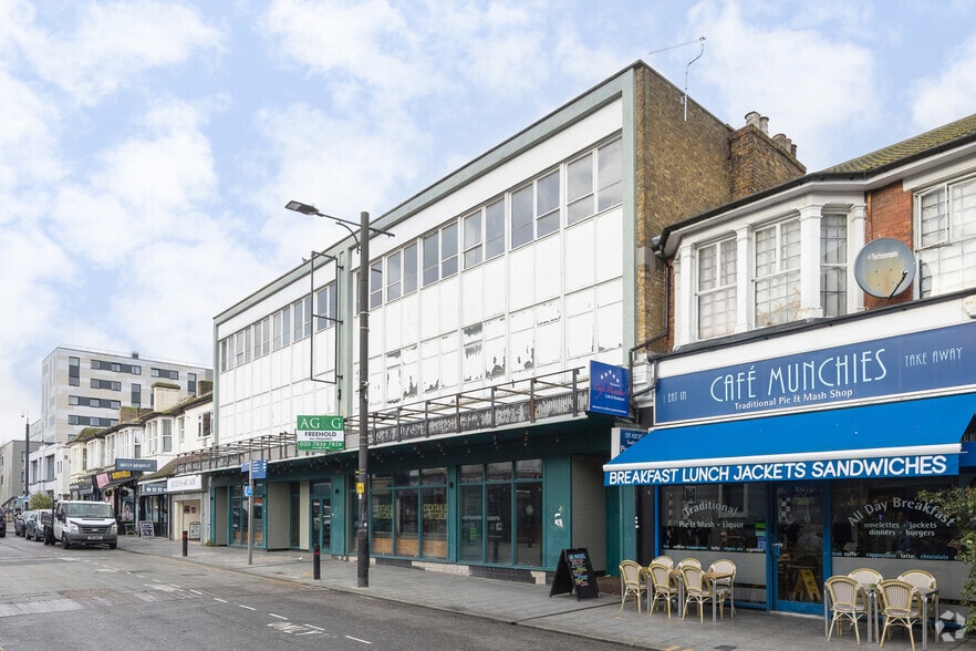 8-14 Queens Rd, Southend On Sea for sale - Building Photo - Image 2 of 4