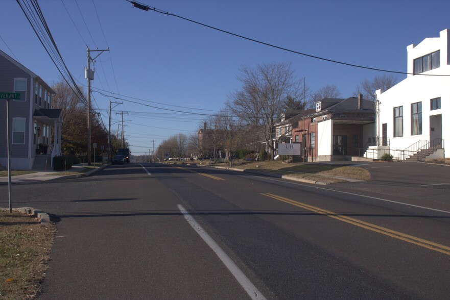 857-859 Main St, Harleysville, PA for rent - Building Photo - Image 3 of 3