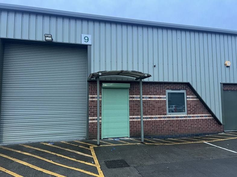 Bowesfield Crescent, Stockton-On-Tees to rent - Building Photo - Image 1 of 6