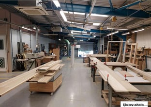 22 Chapman Way, Tunbridge Wells to rent Interior Photo- Image 1 of 2