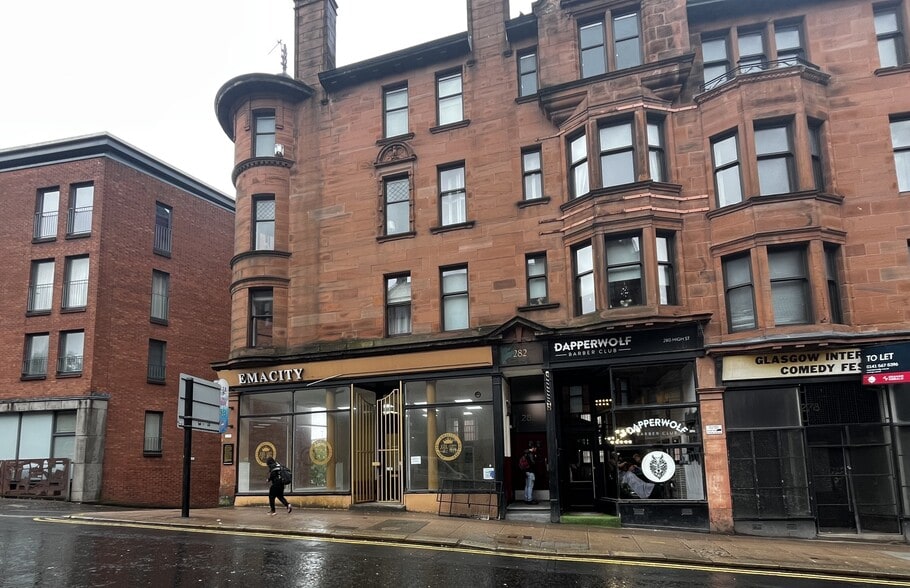 284 High St, Glasgow to rent - Building Photo - Image 1 of 2