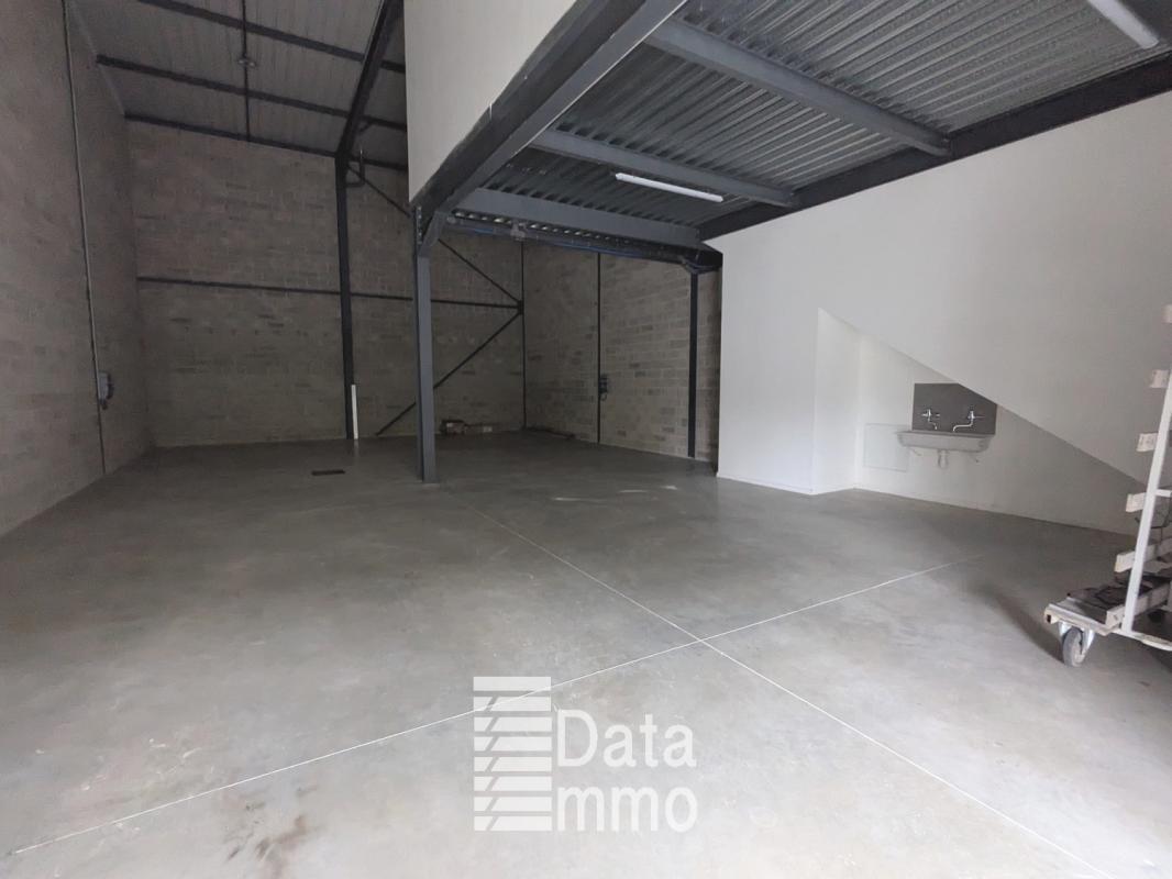 32 Rue Alexandre Volta, Meaux to rent Building Photo- Image 1 of 11