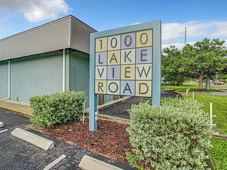 1000 Lakeview Rd, Clearwater, FL for sale - Building Photo - Image 1 of 1