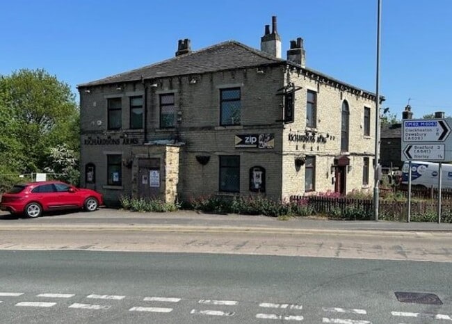 More details for Bradford Rd, Bradford - Retail for Sale