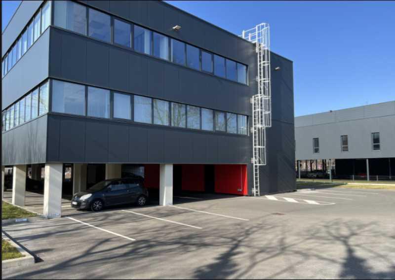 Office in Mérignac to rent - Building Photo - Image 3 of 11
