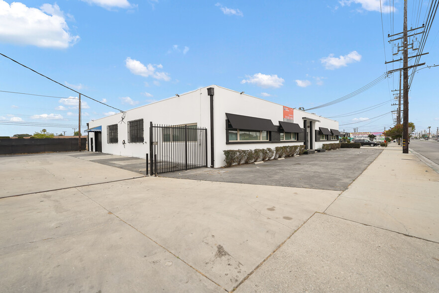 13214 Crenshaw Blvd, Gardena, CA for rent - Building Photo - Image 1 of 15