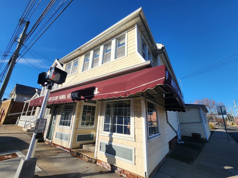 330 N Colony St, Wallingford, CT for sale - Building Photo - Image 2 of 18