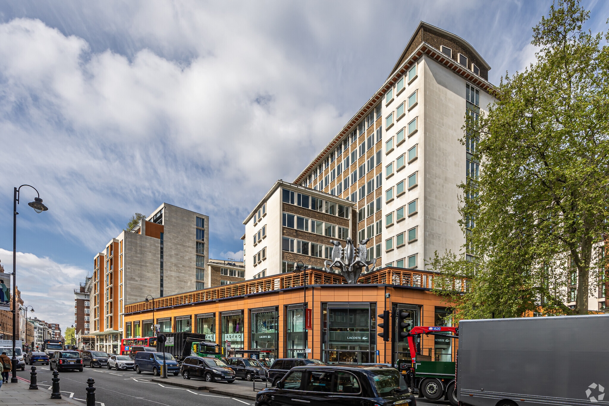 1 Knightsbridge Green, London to rent Primary Photo- Image 1 of 20