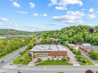 More details for 2 Harbor Park Dr, Port Washington, NY - Office / Medical to Rent