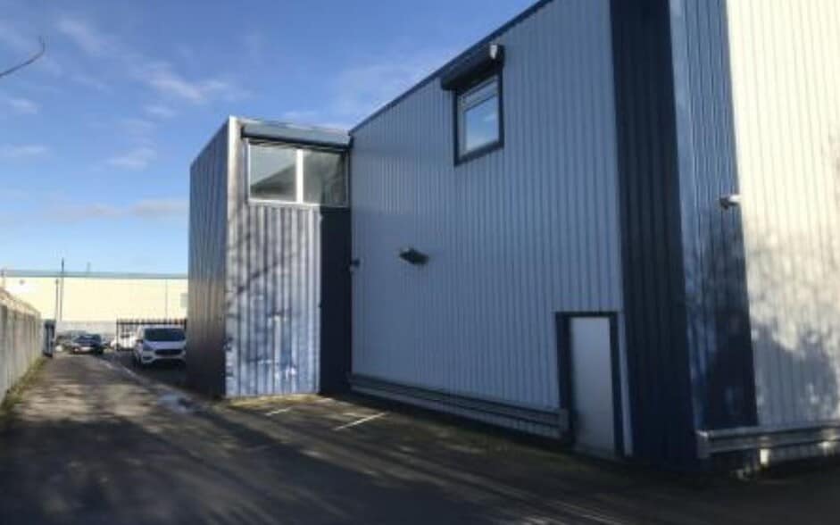 Shentonfield Rd, Manchester for sale - Primary Photo - Image 1 of 1