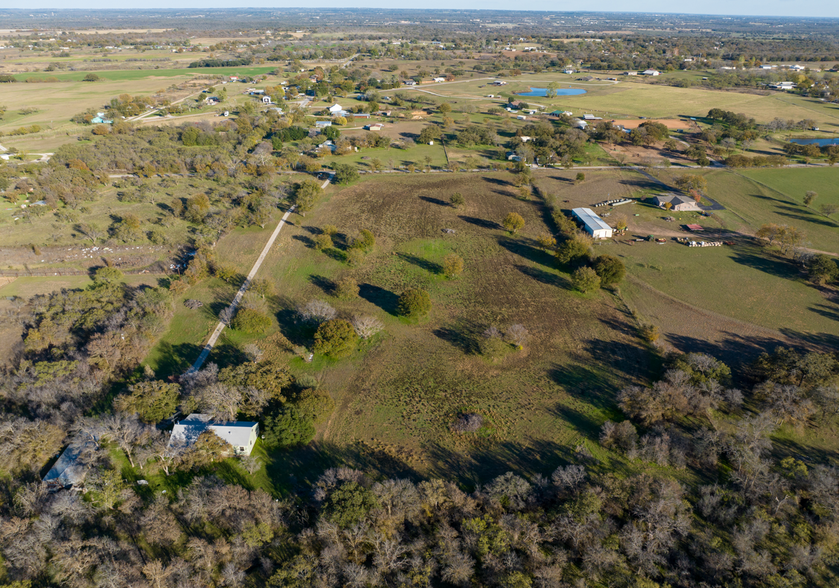 280 S Swanson Rd, Mineral Wells, TX for sale - Building Photo - Image 3 of 7