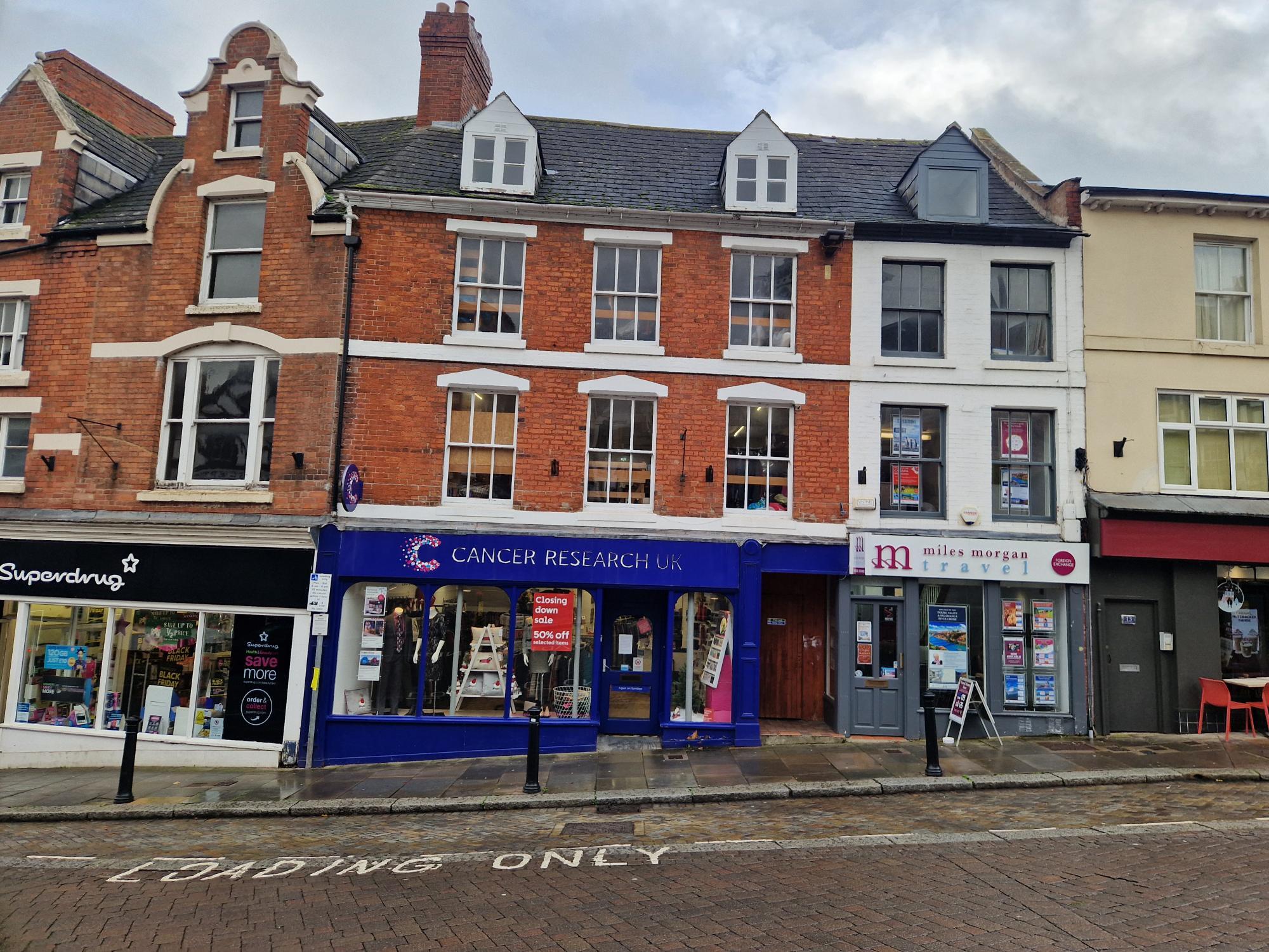 11 Market Pl, Ross On Wye to rent Building Photo- Image 1 of 4