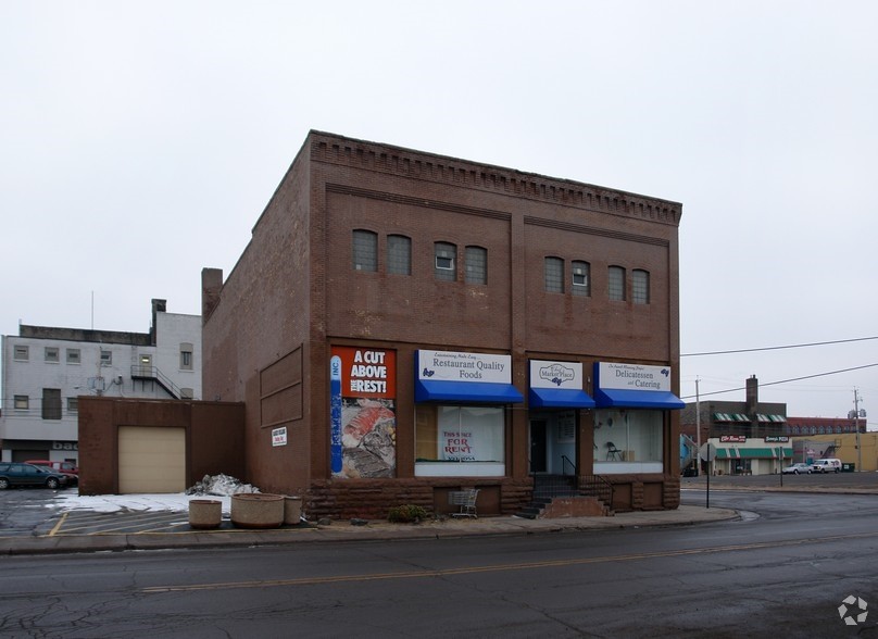 1225 Tower Ave, Superior, WI for rent - Building Photo - Image 2 of 4