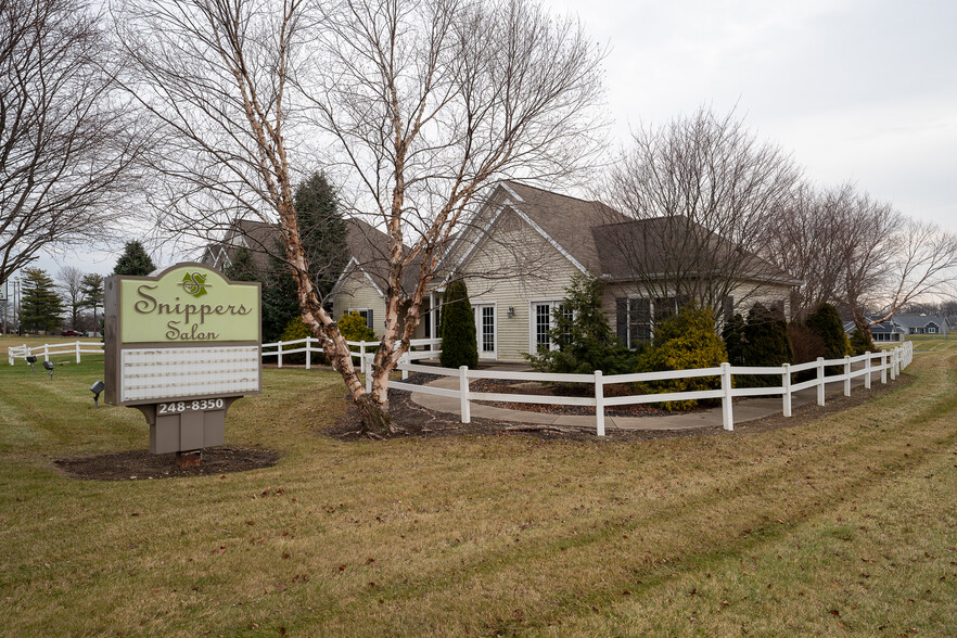 1040 W Depoy Dr, Columbia City, IN for sale - Primary Photo - Image 1 of 1