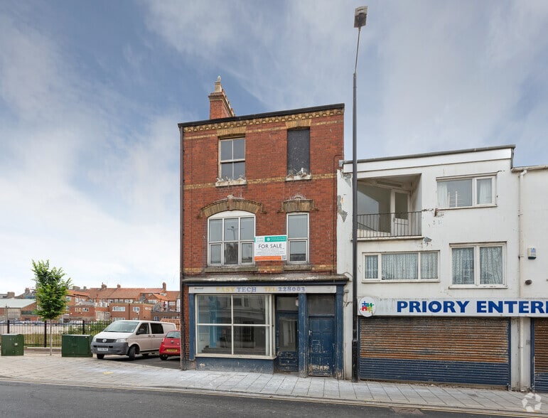 6 Hilderthorpe Rd, Bridlington to rent - Building Photo - Image 2 of 2