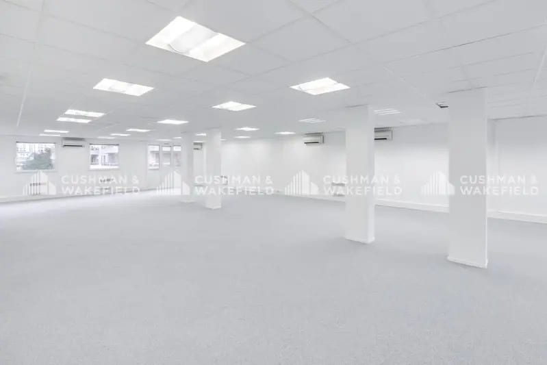 25 Rue Greffülhe, Levallois-Perret to rent - Interior Photo - Image 1 of 7