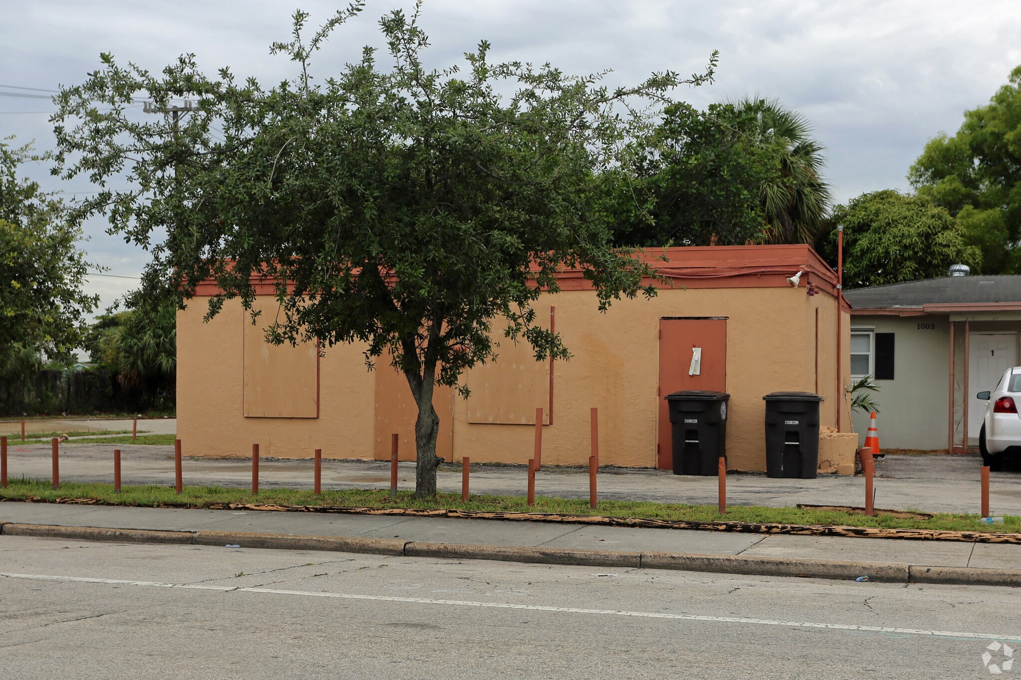 901 N Tamarind Ave, West Palm Beach, FL for sale Primary Photo- Image 1 of 1