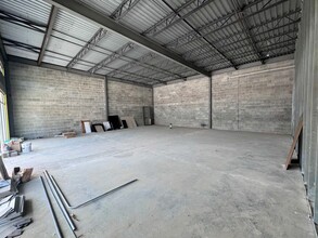 8136 W Tidwell Rd, Houston, TX for rent Interior Photo- Image 1 of 1