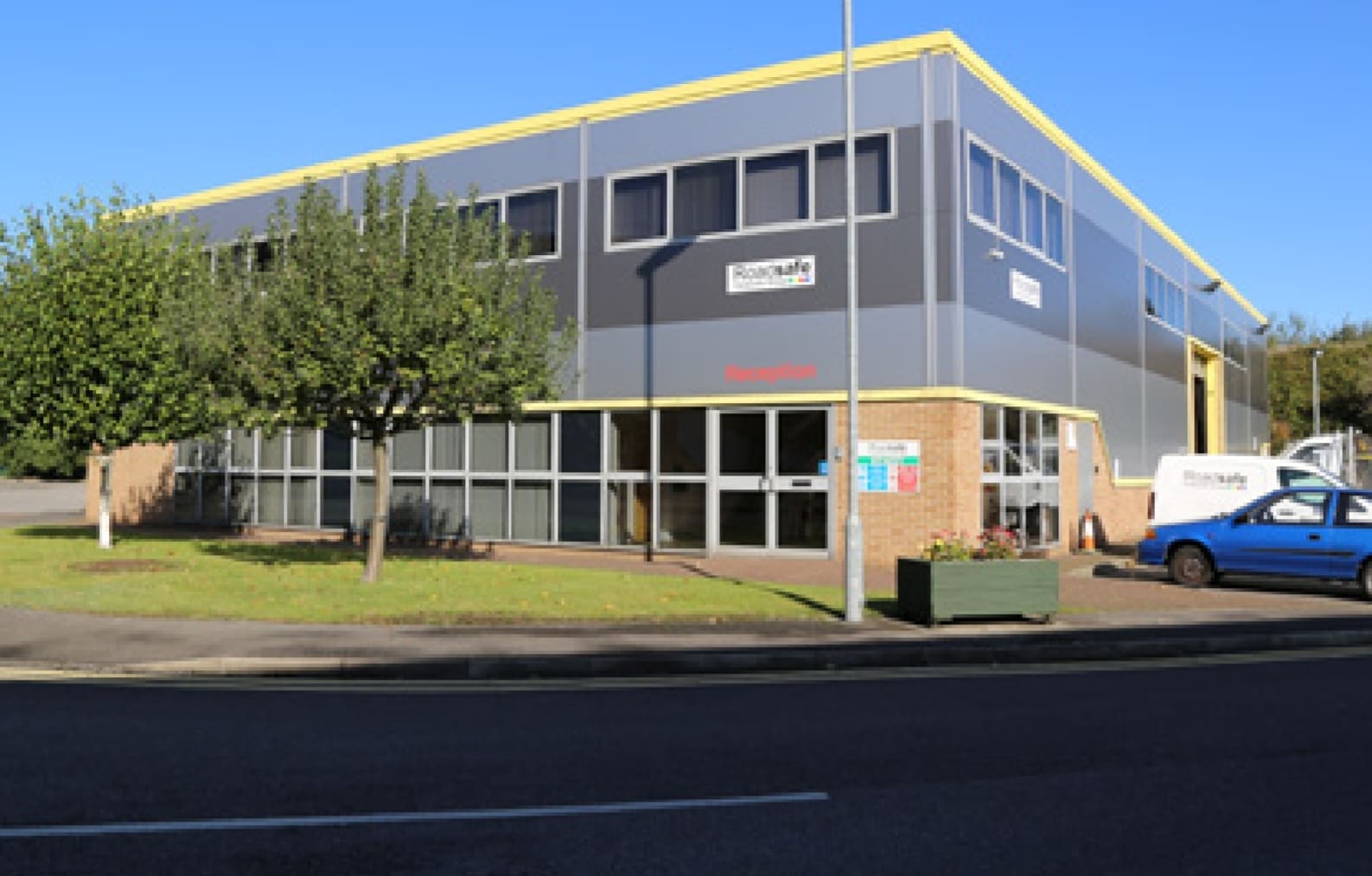 Waldorf Way, Wakefield for sale Primary Photo- Image 1 of 1