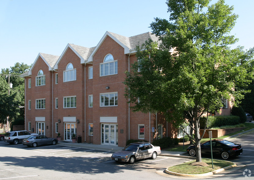 100 East St SE, Vienna, VA for rent - Building Photo - Image 2 of 11