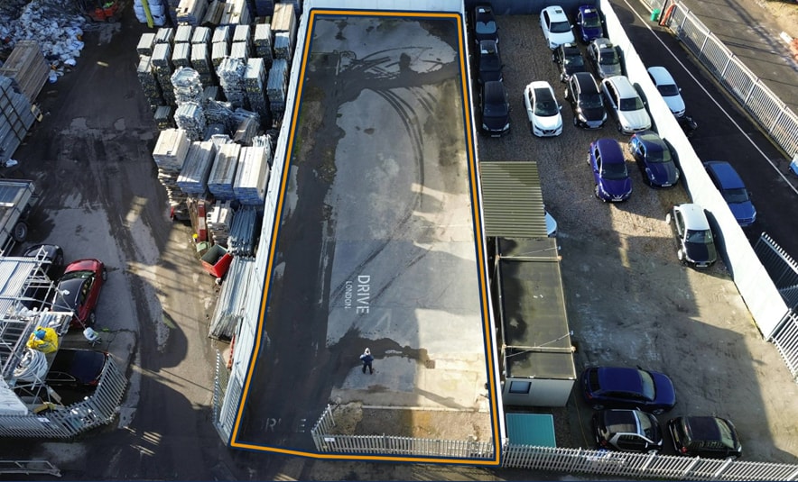 27 Canal Way, London to rent Building Photo- Image 1 of 2