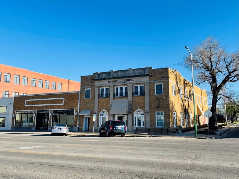 1401 E Douglas Ave, Wichita, KS for rent - Building Photo - Image 1 of 21