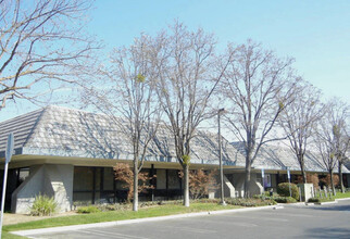 5650 N Fresno St, Fresno, CA for rent Building Photo- Image 1 of 12