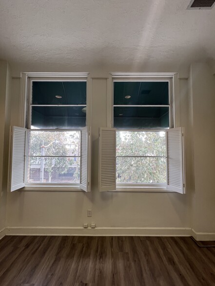 132-140 S Glassell St, Orange, CA for rent - Interior Photo - Image 3 of 7