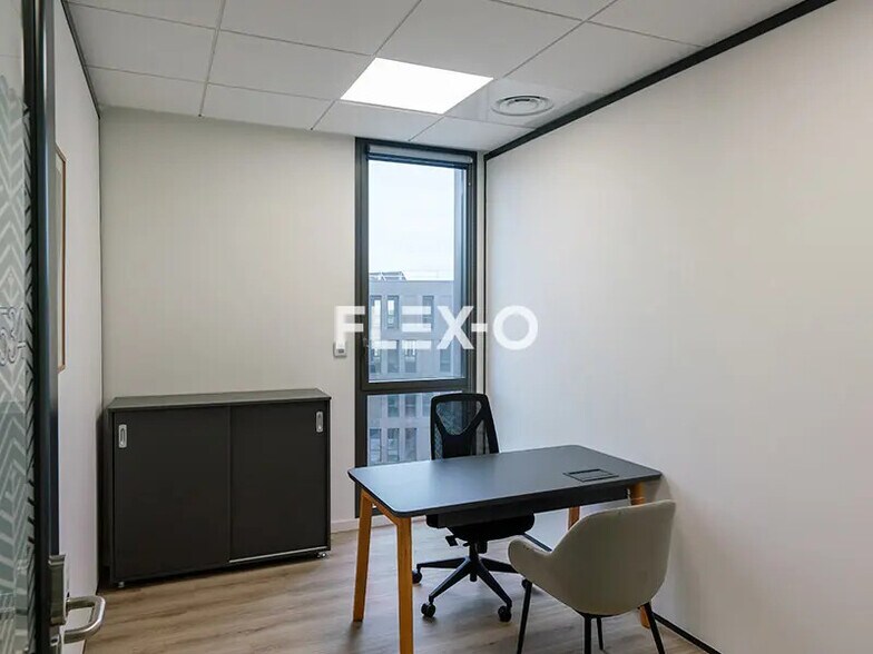 2 Rue De L'Epine, Villeneuve-d'Ascq to rent - Building Photo - Image 2 of 7