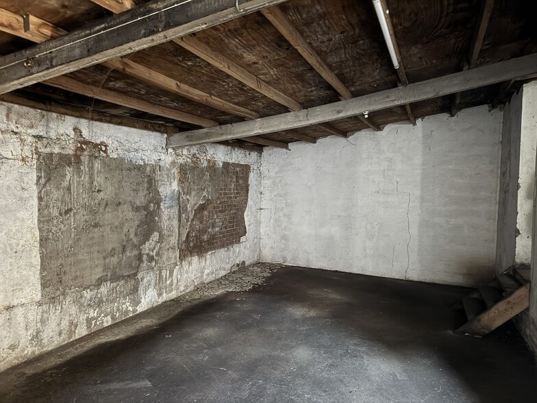 14-16 Blackfriars Rd, Wisbech for sale - Interior Photo - Image 3 of 11