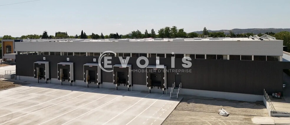 Office in Avignon to rent - Building Photo - Image 2 of 10