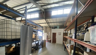Northampton Rd, Litchborough to rent Interior Photo- Image 2 of 4